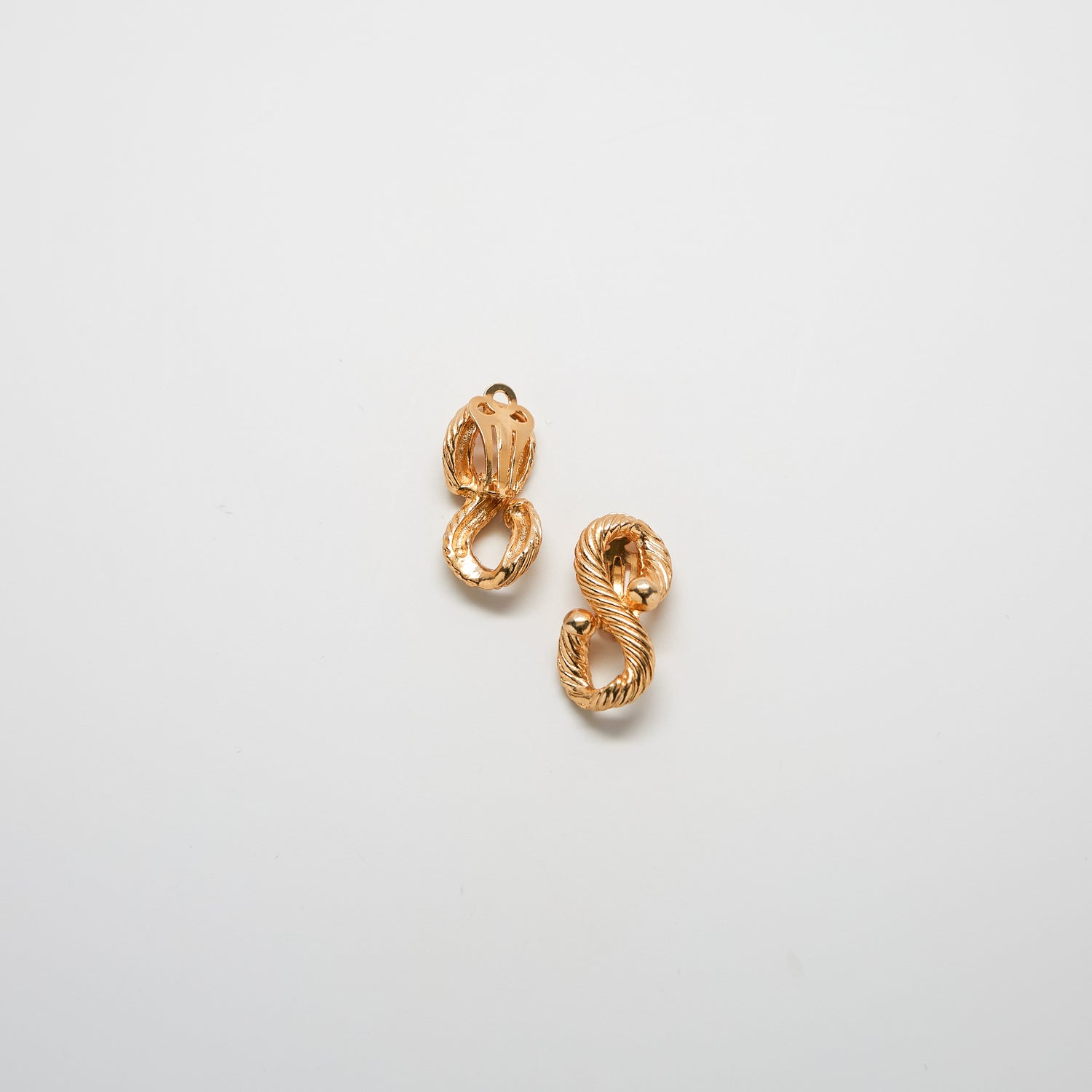 Vintage Gold Infinity Rope Earrings