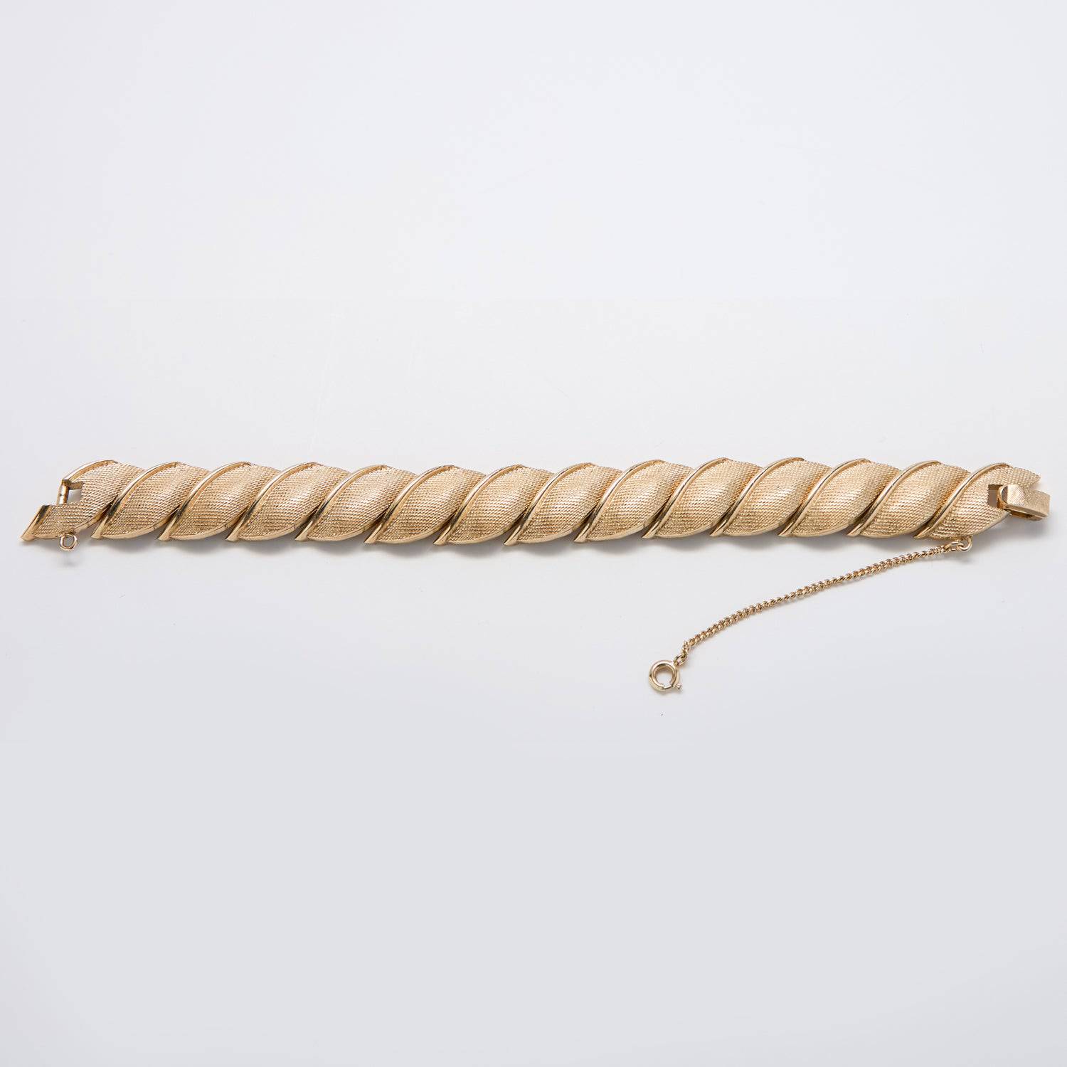 Vintage Gold Textured Link Bracelet - Admiral Row