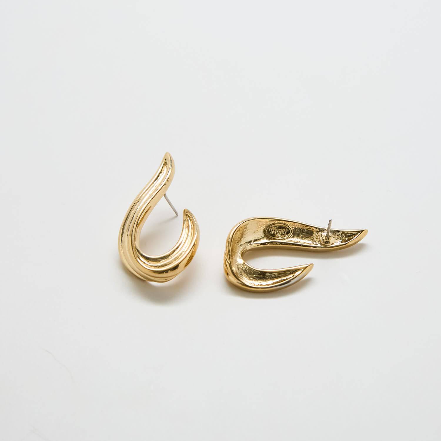 Vintage Trifari Gold Swoop Earrings - Admiral Row