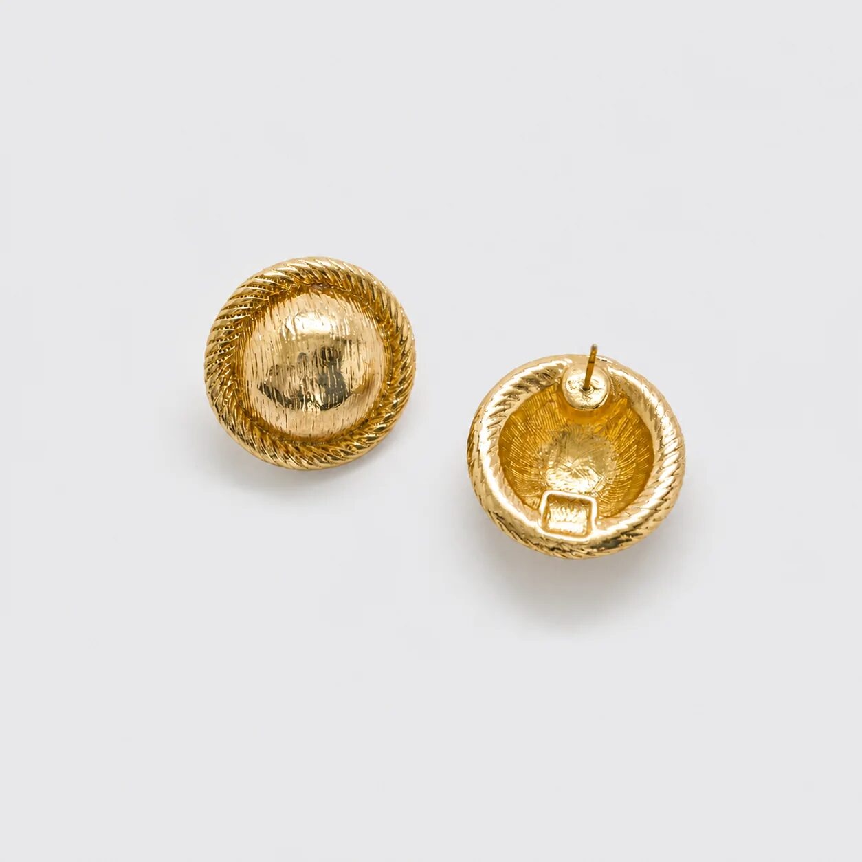 Vintage gold rope-trim dome stud earrings, front and post-back detail