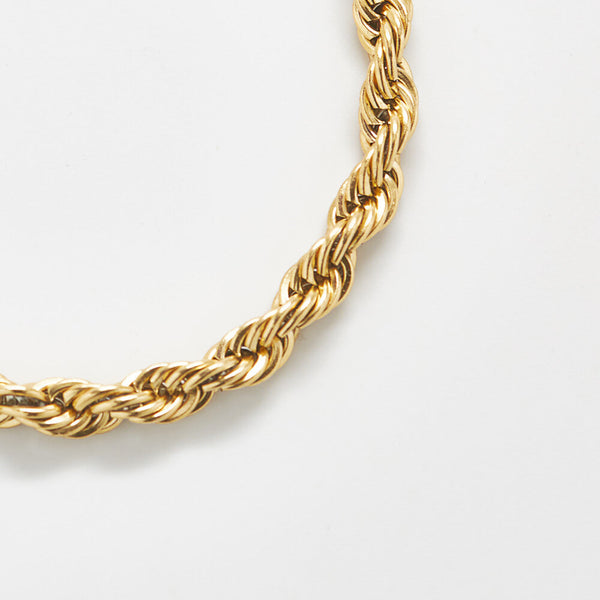 Gold Thick Rope Chain Bracelet Detail