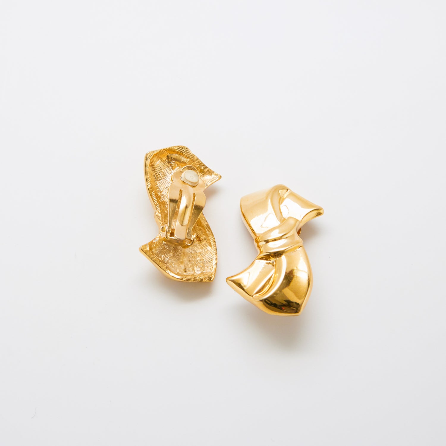 Vintage Gold Bow Earrings
