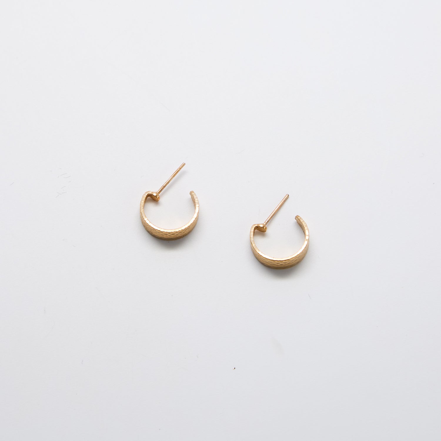 Vintage Etched Gold Mini Hoop Earrings