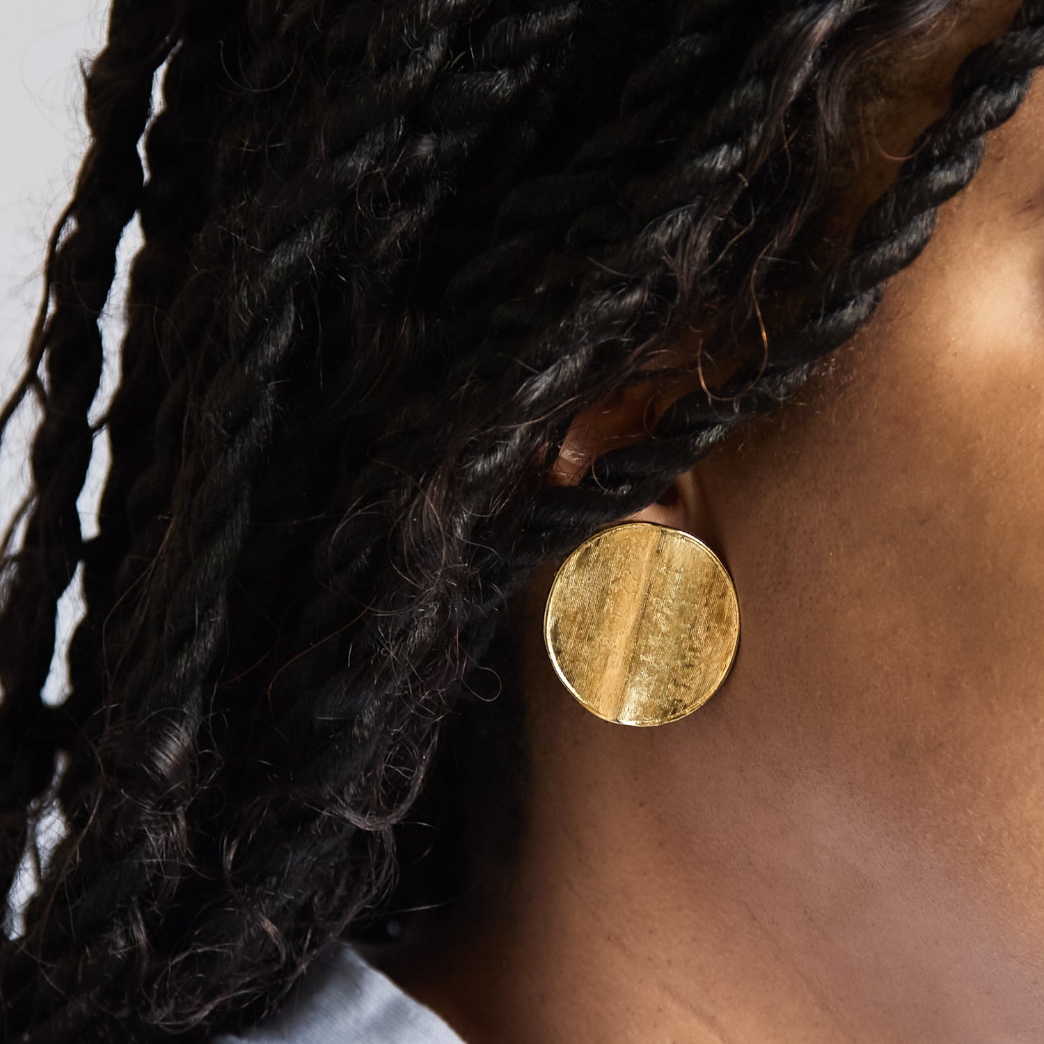 Vintage Gold Textured Circle Earrings