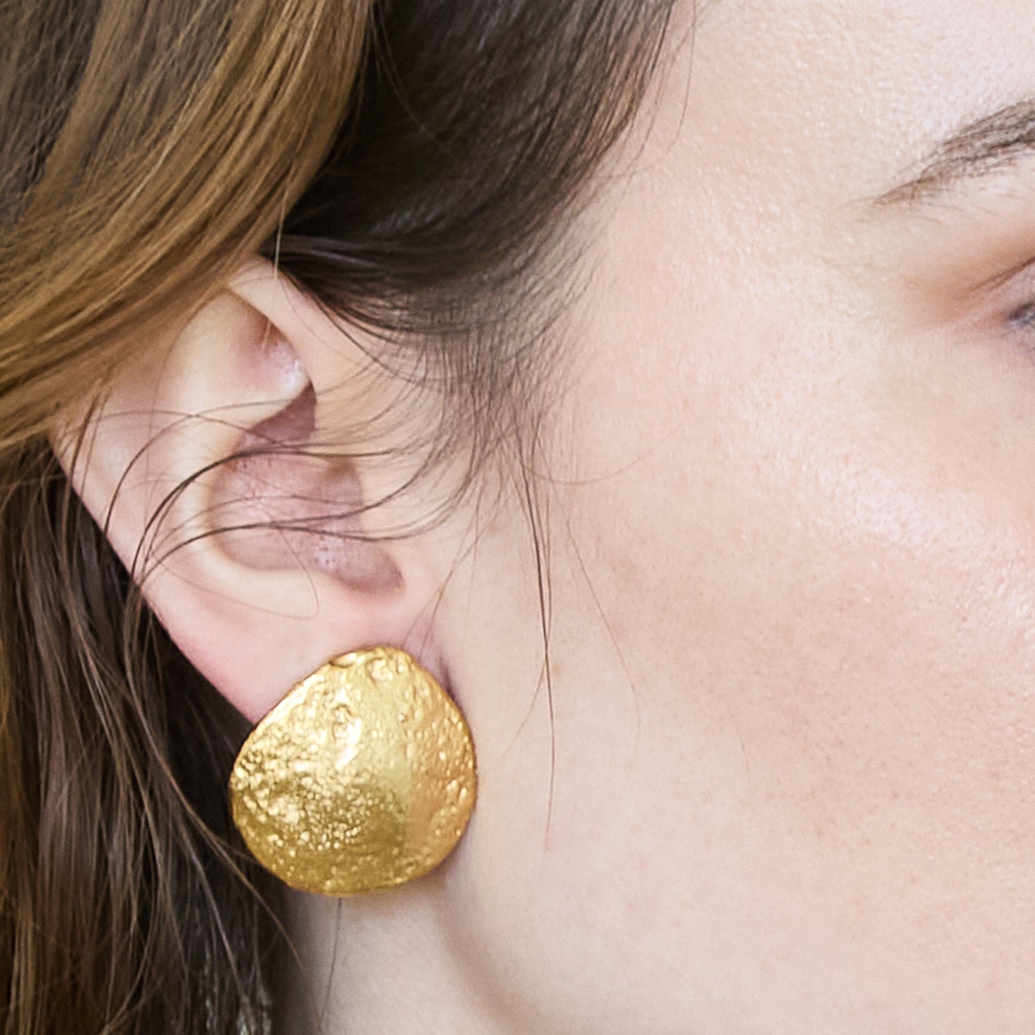 Vintage CZ Etched Rope Stud Earrings
