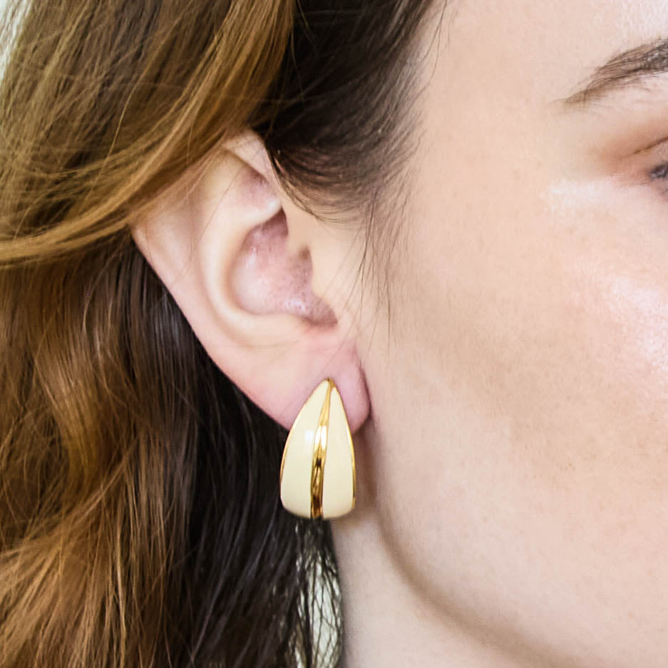 Vintage Trifari Off White and Gold Earrings