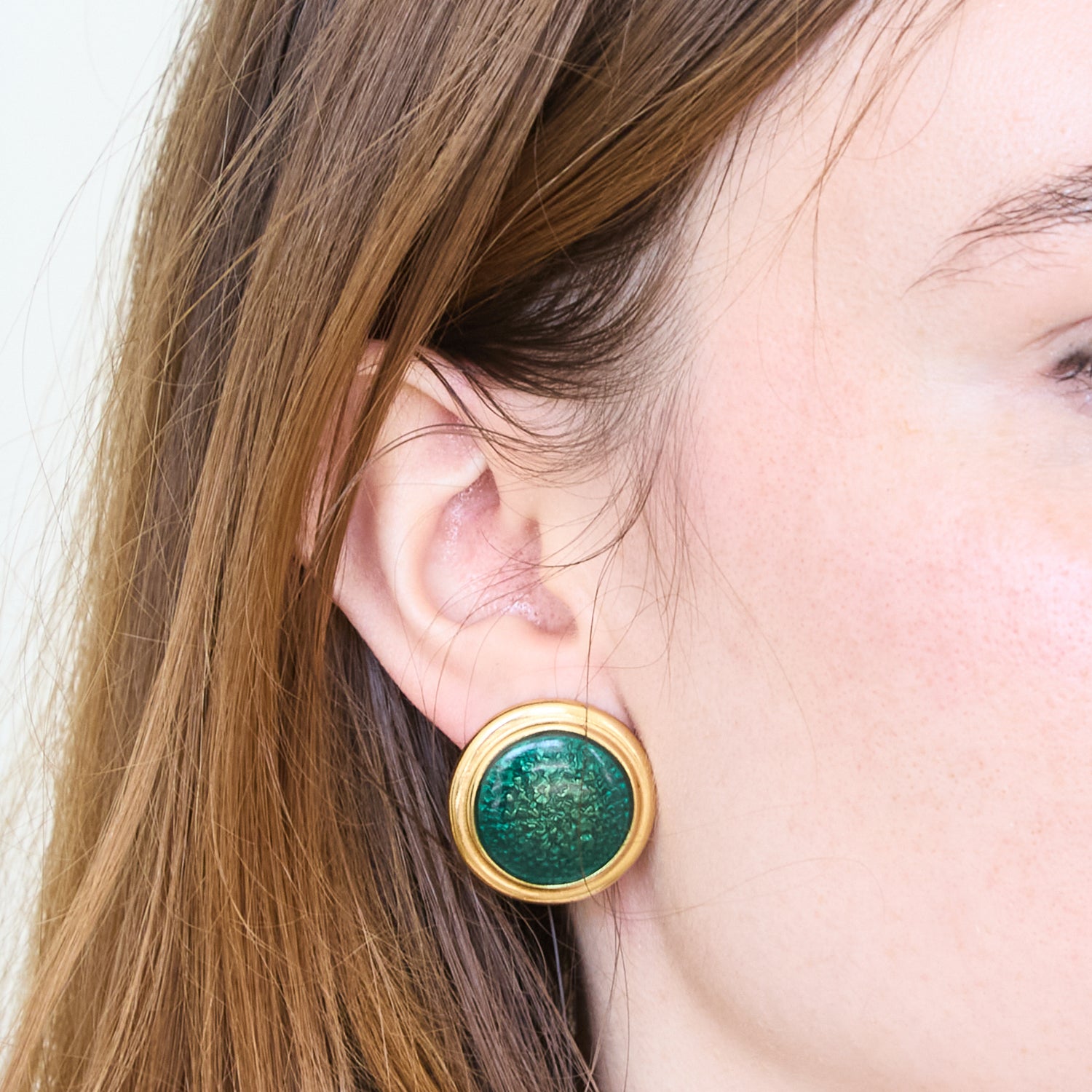 Vintage Trifari Green Round Earrings