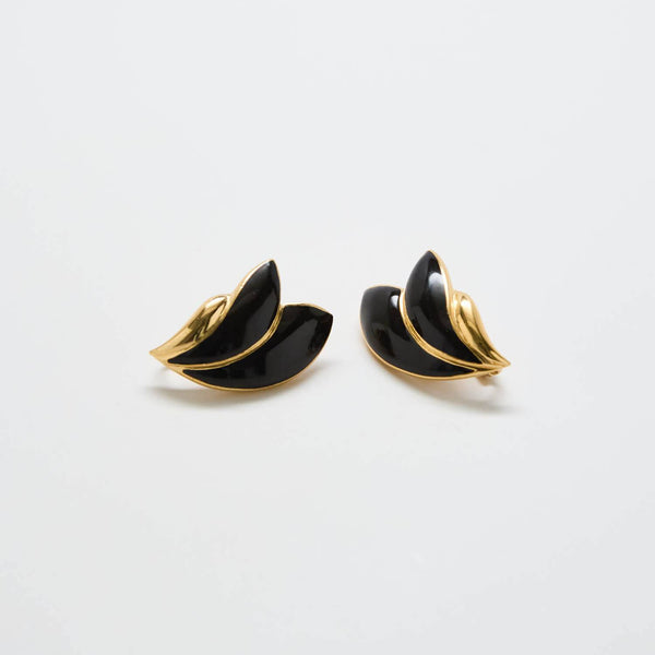 admiral-row-vintage-vintage-  display picture 2