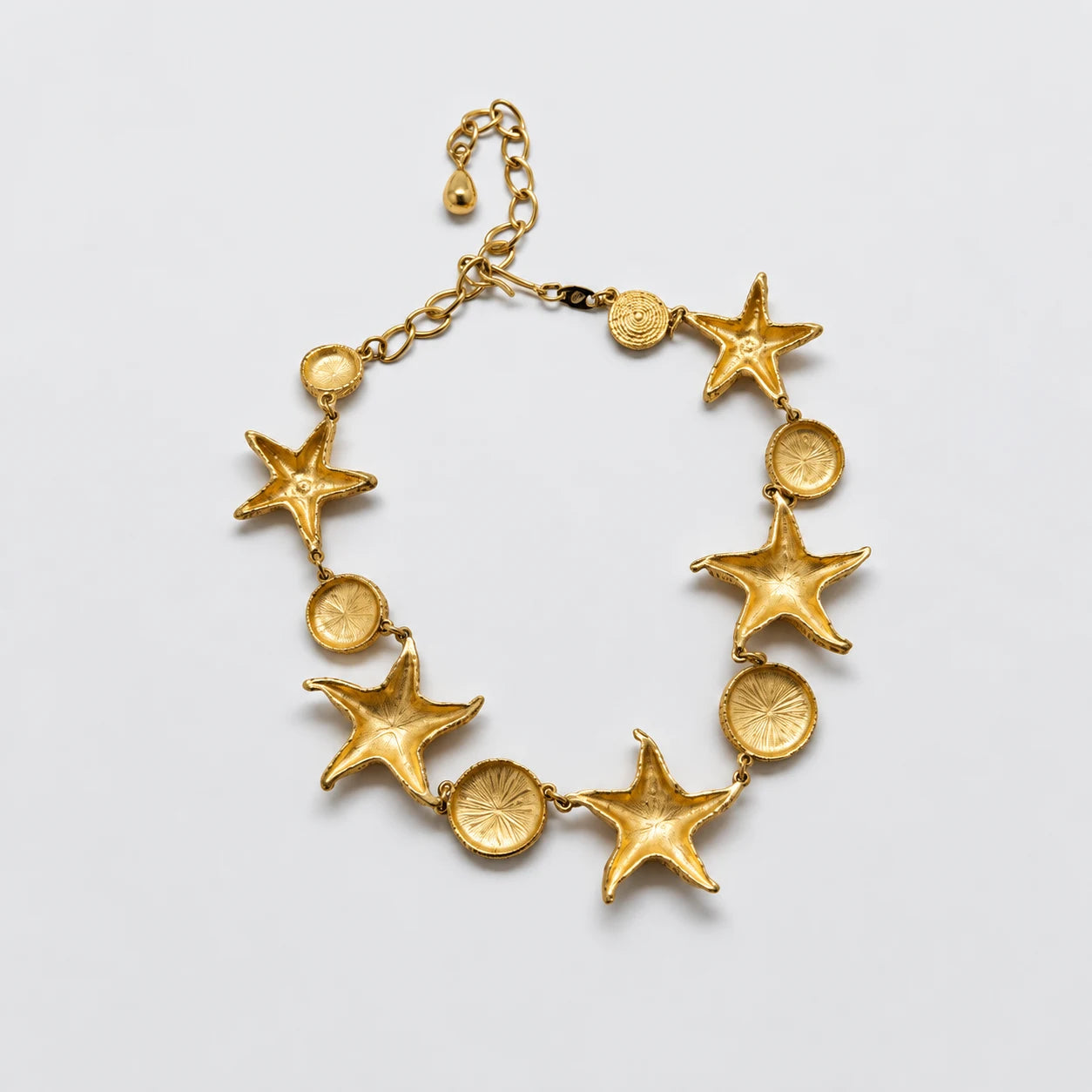 Vintage Gold-Tone Starfish and Spiral Disc Necklace — reverse construction