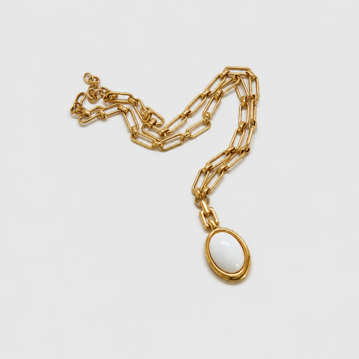 Vintage Monet white oval medallion link necklace — front