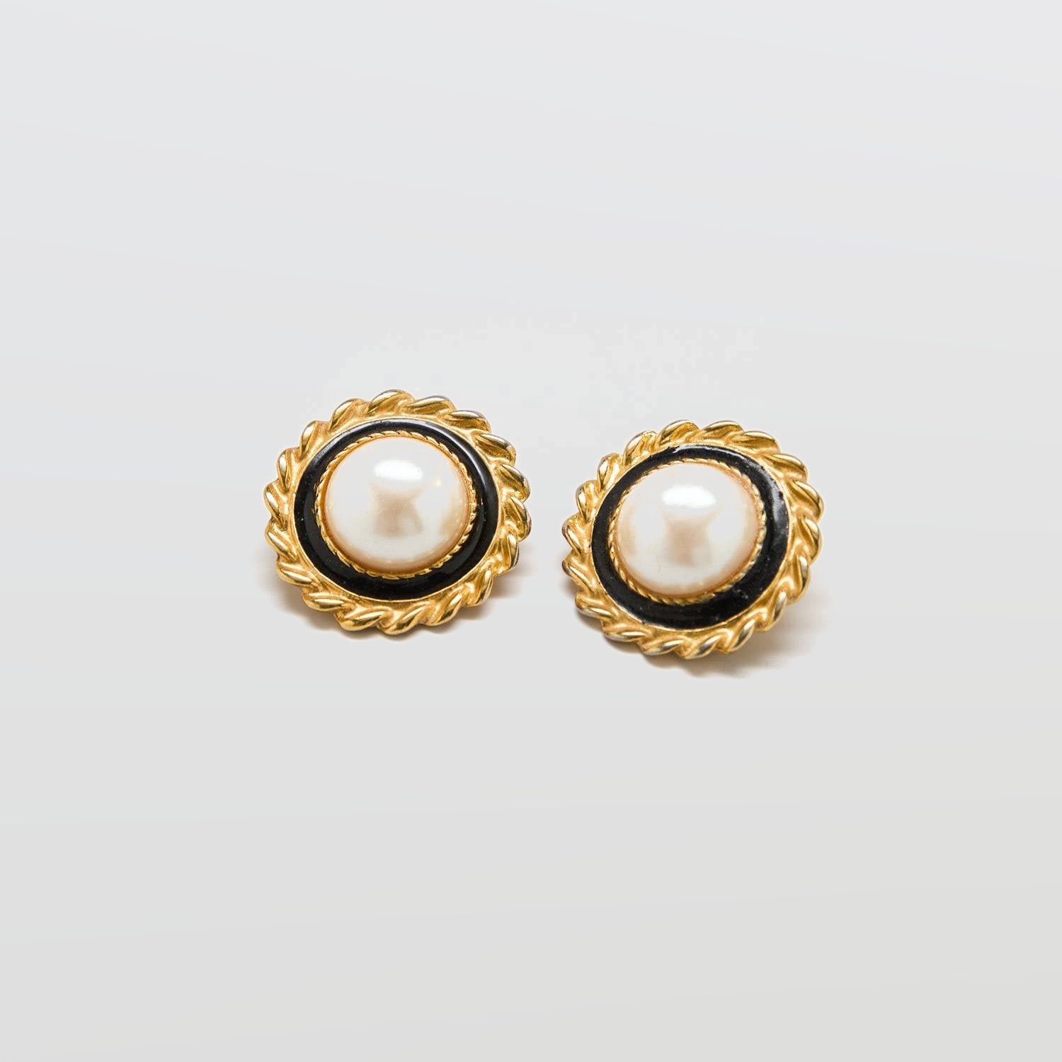 Vintage Park Lane Pearl Twist Earrings - Admiral Row