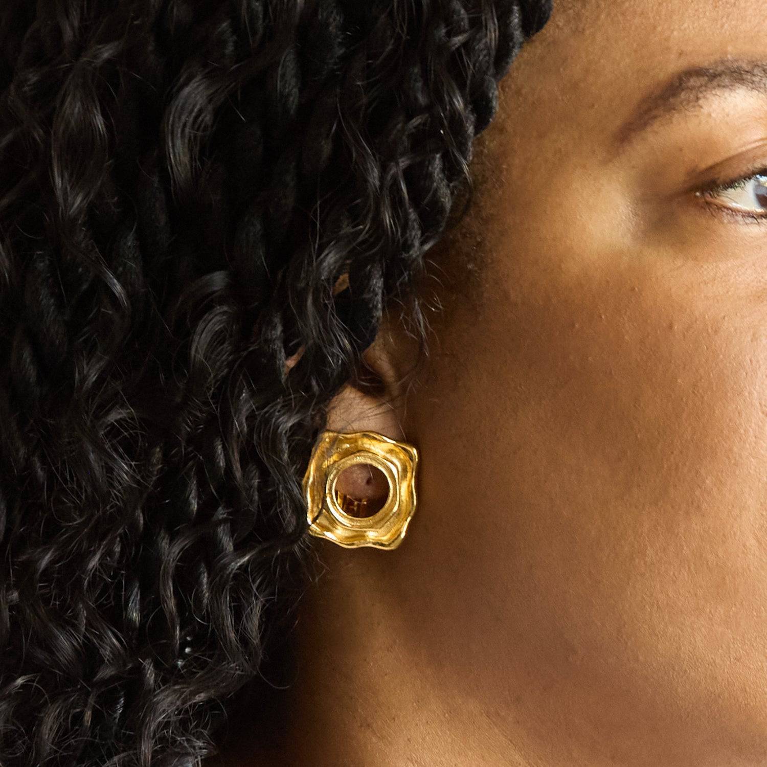 Vintage Cutout Clip-on Earrings - Admiral Row