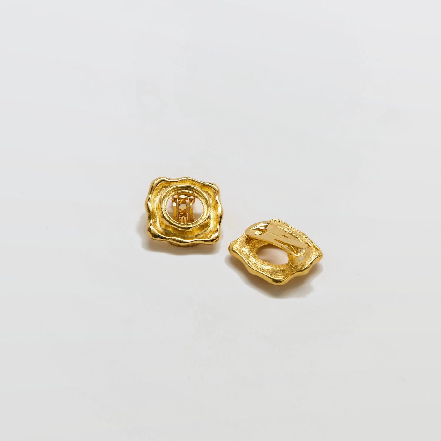 Vintage Cutout Clip-on Earrings - Admiral Row