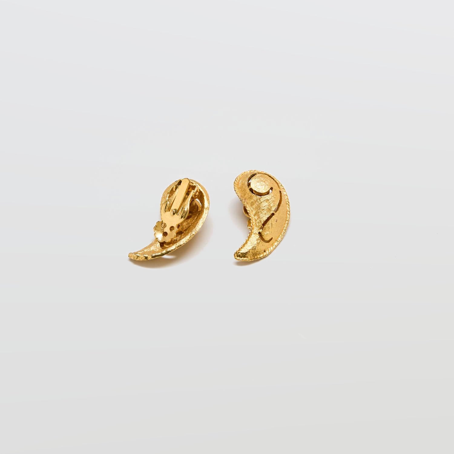 Vintage Gold Paisley Earrings - Admiral Row